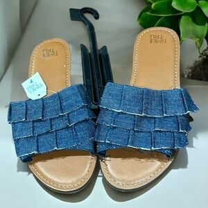NWT Slip on blue denim ruffle flat sandals Sz 7